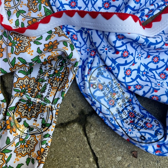 SHEIN Bikini Duo - Picture 7 of 10